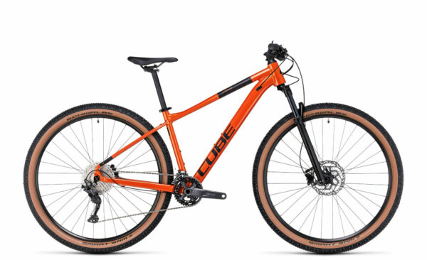 Cube Attention fireorange´n´black 2023 27,5"; Diamant