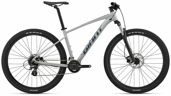 Giant Talon 3 good grey satin 2023 27,5"; Diamant