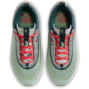NIKE Herren Basketballschuhe COSMIC UNITY 3 – Bild 2